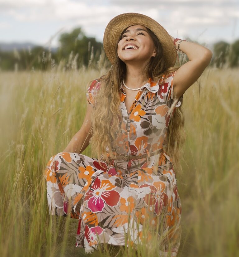 woman, field, portrait